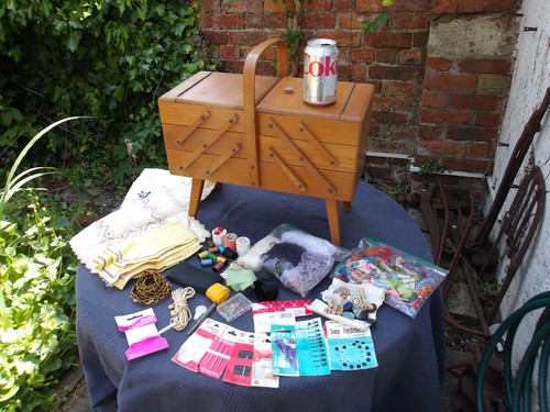 Wooden concertina sewing - concertina,