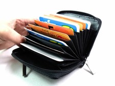 LEATHER CONCERTINA CREDIT CARD